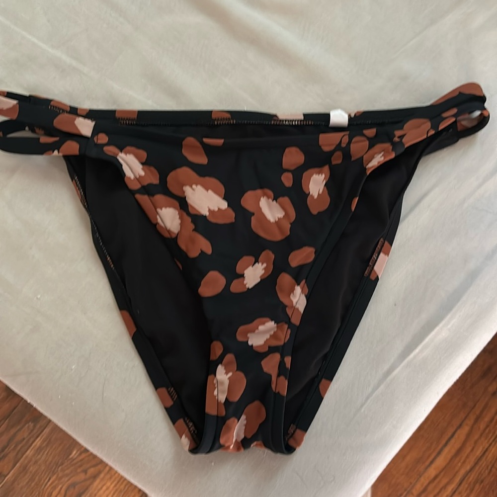 bikini bottoms